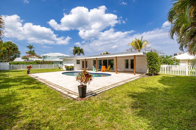 461 Apollo Drive, Juno Beach, FL 33408