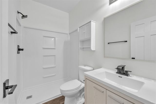 2301 Oxford Street, Kalamazoo, MI 49004