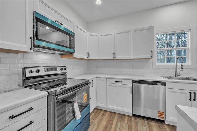 2301 Oxford Street, Kalamazoo, MI 49004