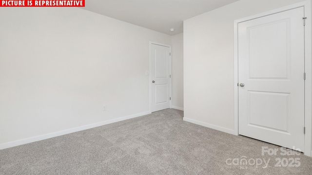 11201 Cardinal Creek Avenue, Charlotte, NC 28215