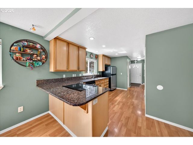4248 Se WALNUT Ct, Hillsboro, OR 97123