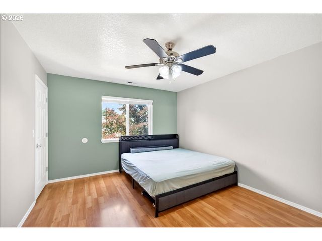 4248 Se WALNUT Ct, Hillsboro, OR 97123