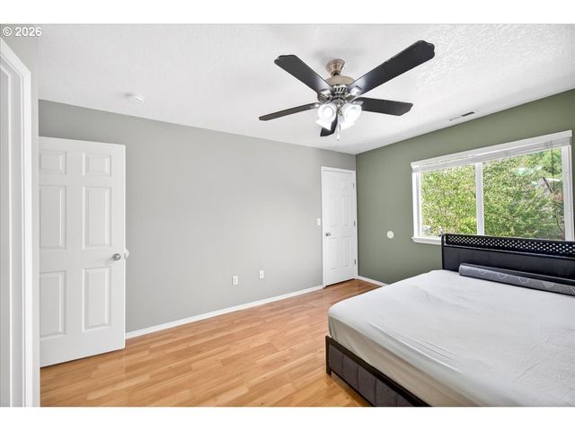 4248 Se WALNUT Ct, Hillsboro, OR 97123