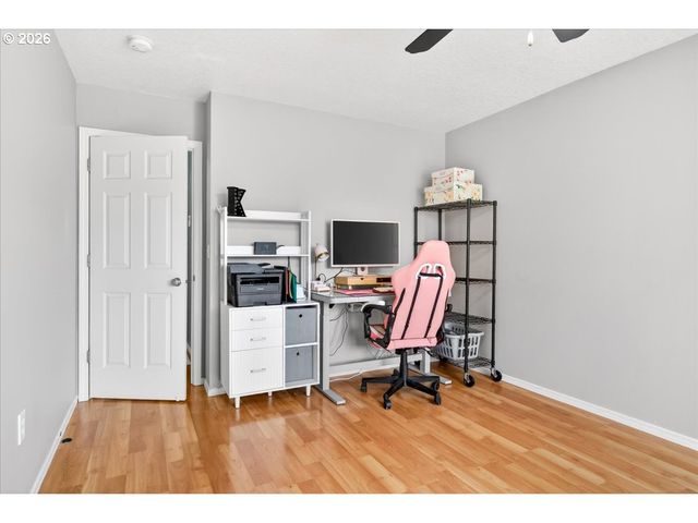 4248 Se WALNUT Ct, Hillsboro, OR 97123
