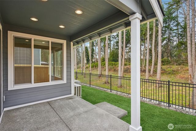 1303 60th Avenue NE, Tacoma, WA 98422