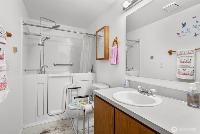 20608 116th Street Ct. E, Bonney Lake, WA 98391