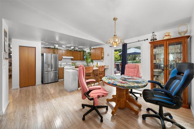 20608 116th Street Ct. E, Bonney Lake, WA 98391