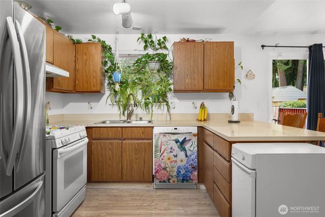 20608 116th Street Ct. E, Bonney Lake, WA 98391