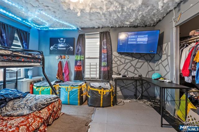 42 Mead Street, Newark, NJ 07106