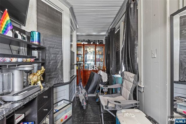 42 Mead Street, Newark, NJ 07106