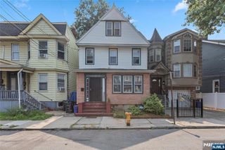 42 Mead Street, Newark, NJ 07106