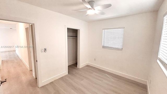 721 N 68th Ter, Hollywood, FL 33024