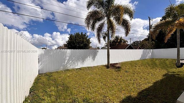 721 N 68th Ter, Hollywood, FL 33024
