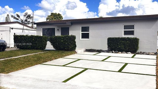 721 N 68th Ter, Hollywood, FL 33024