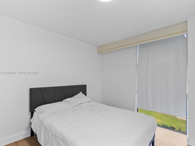 20335 W Country Club Dr 1608, Aventura, FL 33180