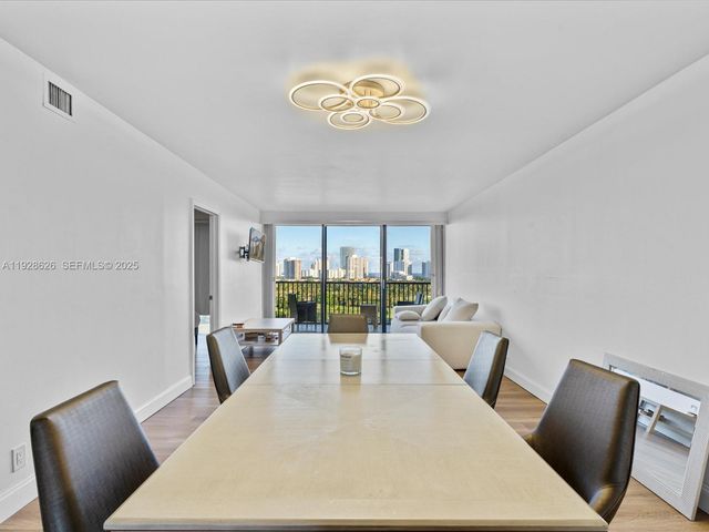 20335 W Country Club Dr 1608, Aventura, FL 33180