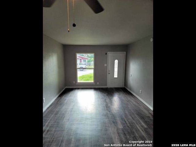 527 VALLEY PARK DR, San Antonio, TX 78227