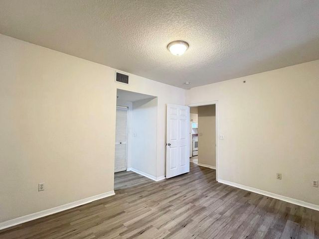 6812 W Sample Road 6812, Coral Springs, FL 33067