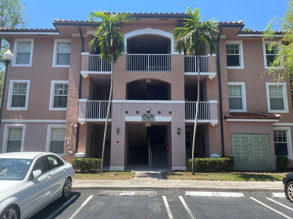 6812 W Sample Road 6812, Coral Springs, FL 33067