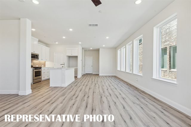 7344 Grant Avenue, North Richland Hills, TX 76180