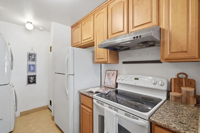 2701 Lone Bluff 18, San Jose, CA 95111