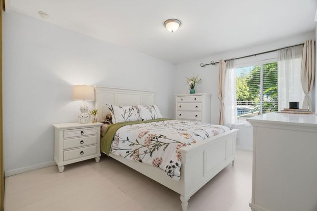 2701 Lone Bluff 18, San Jose, CA 95111