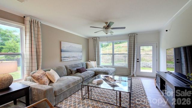 125 Sugg Trail, Weaverville, NC 28787