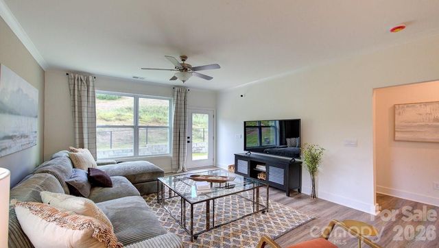 125 Sugg Trail, Weaverville, NC 28787