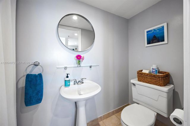 2829 Indian Creek Dr 1002, Miami Beach, FL 33140