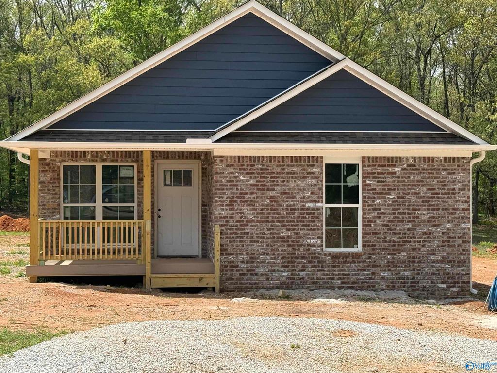 11697 Cowford Road, Athens, AL 35611