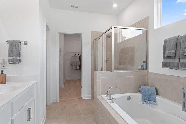 220 East Millbrook Drive, Spring Hill, TN 37174