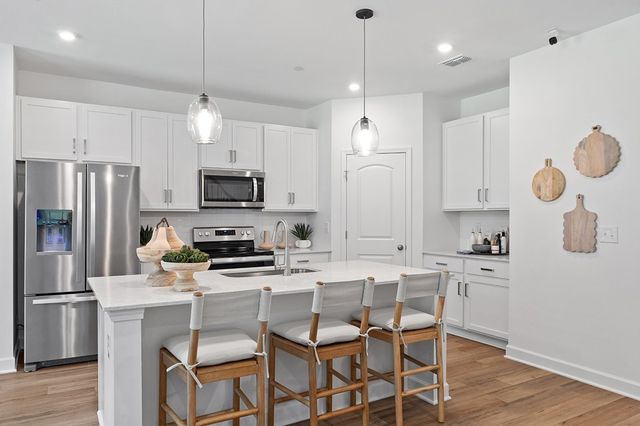 220 East Millbrook Drive, Spring Hill, TN 37174