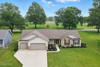 2564 Autumn Ridge Drive, Lima, OH 45804