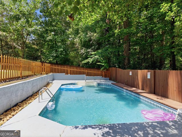 1414 Golf Link Drive, Stone Mountain, GA 30088