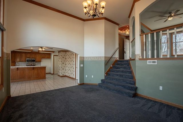 2407 S Harding Street, Oak Grove, MO 64075