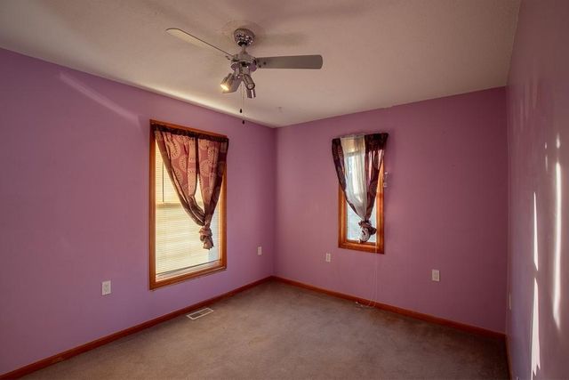 2407 S Harding Street, Oak Grove, MO 64075