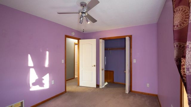 2407 S Harding Street, Oak Grove, MO 64075