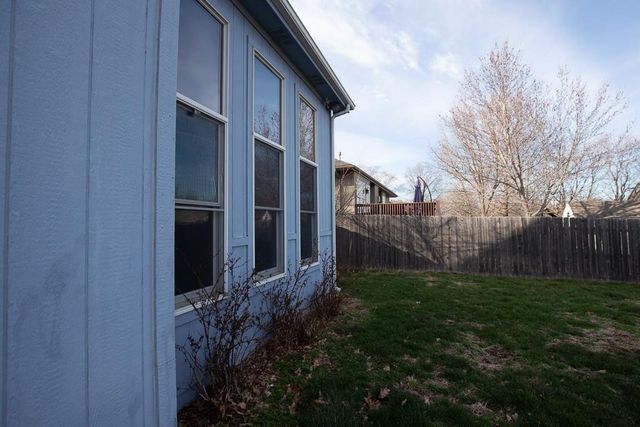 2407 S Harding Street, Oak Grove, MO 64075