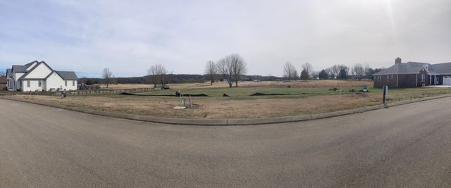 197 Creekside Dr, Lewisburg, TN 37091