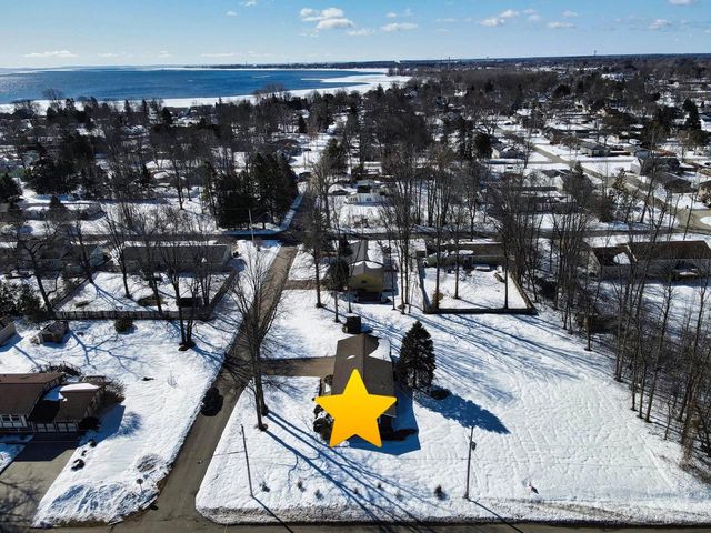 4511 6TH STREET, Menominee, MI 49858