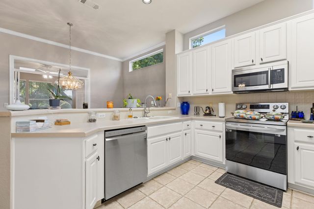 101 Morning Glory CIR, Georgetown, TX 78633