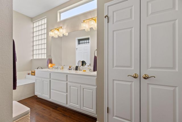 101 Morning Glory CIR, Georgetown, TX 78633