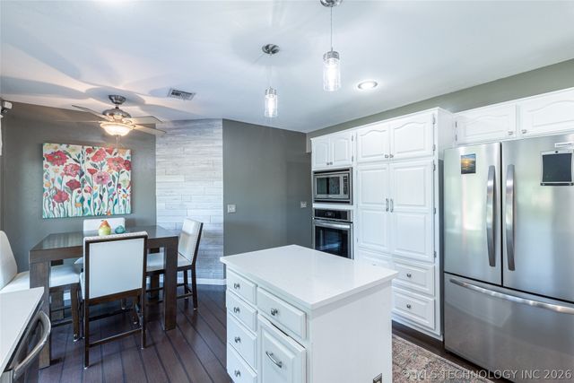 7655 E Brit Drive, Claremore, OK 74019
