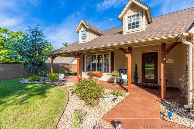 7655 E Brit Drive, Claremore, OK 74019