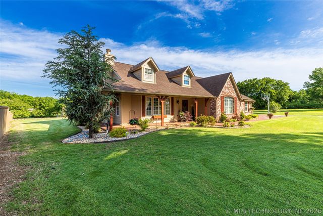 7655 E Brit Drive, Claremore, OK 74019