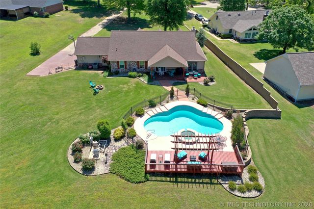 7655 E Brit Drive, Claremore, OK 74019