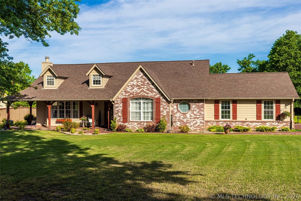 7655 E Brit Drive, Claremore, OK 74019