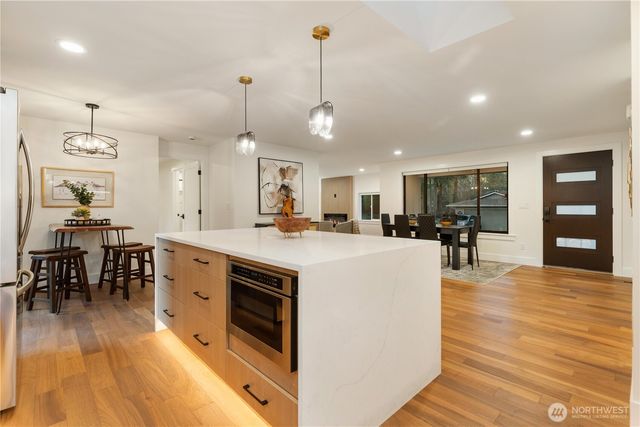 13405 NE 84th Street, Redmond, WA 98052