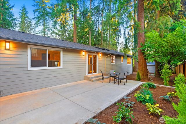 13405 NE 84th Street, Redmond, WA 98052