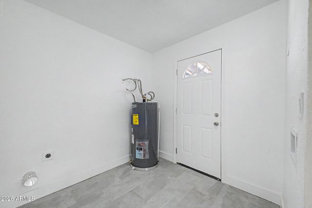 7113 W VERNON Avenue, Phoenix, AZ 85035